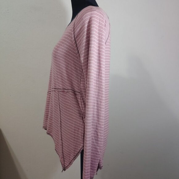 Hem & Thread Long Sleeve Raglan Super Soft and Stretchy Top - Picture 4 of 6